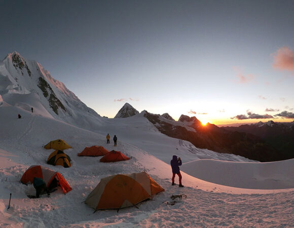 Nevados Yanapaccha, Chopicalqui y Alpamayo